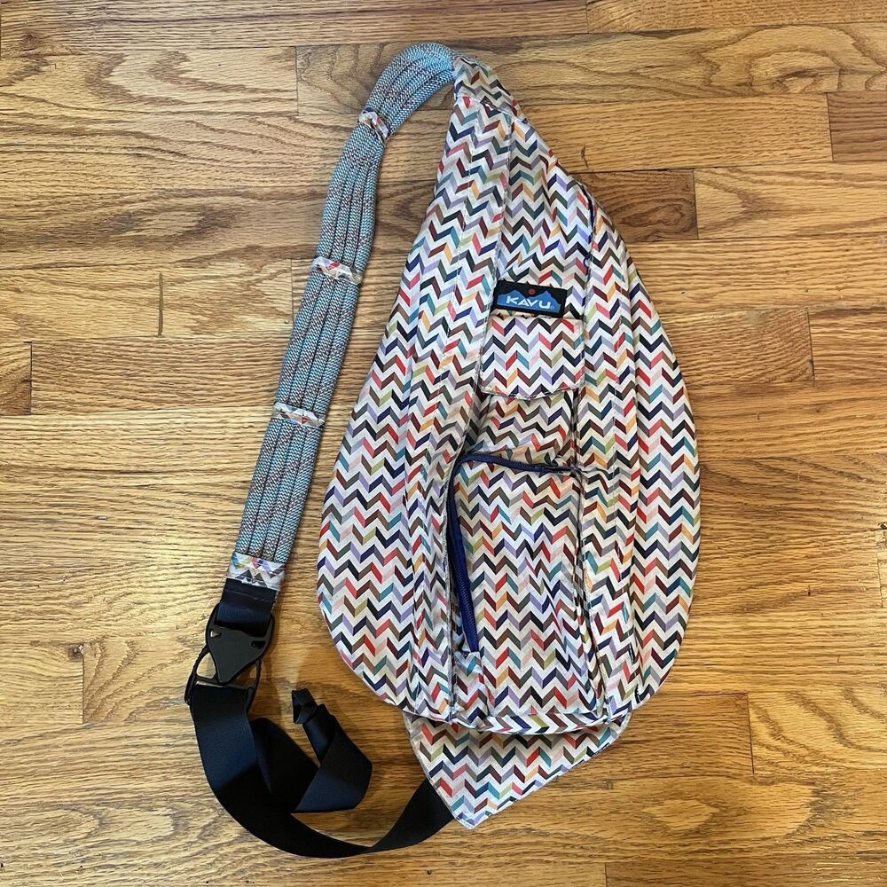 KAVU Rope Sling Bag Geometric Chevron Print Crossbody Backpack Multi Pockets